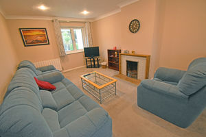 Lounge- click for photo gallery